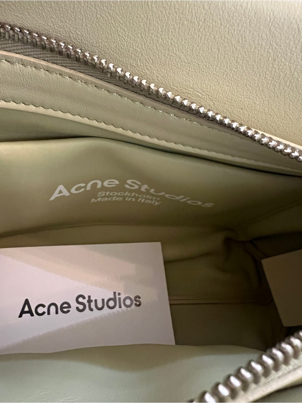 Acne Studios Musubi knotted Pale Sage Leather Shoulder Bag with Sculptural Bow - Picture 4 of 14